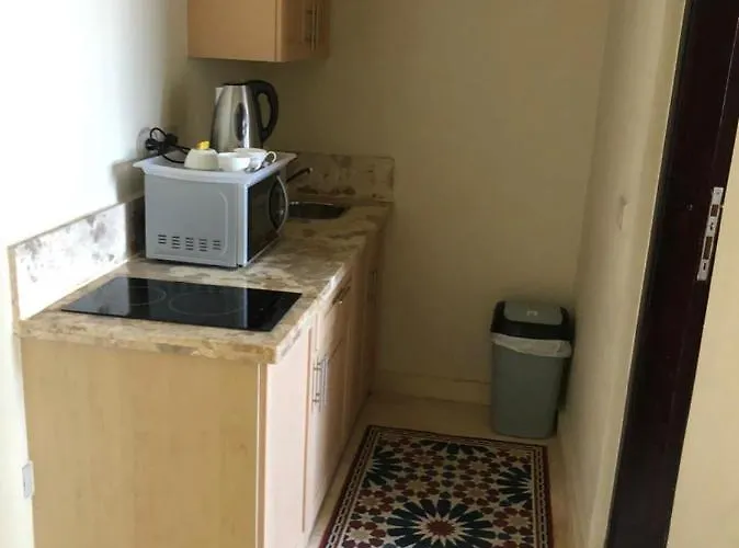 تايم سويتس أزورا سهل حشيش فندق